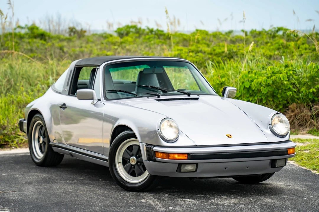 1988 Porsche 911 Carrera 3.2 - Image 22 of 31