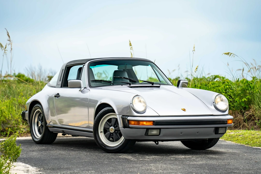 1988 Porsche 911 Carrera 3.2 - Image 4 of 31