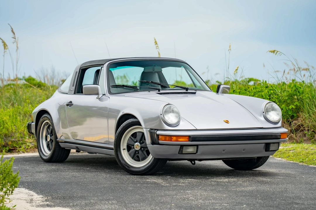 1988 Porsche 911 Carrera 3.2 - Image 5 of 31