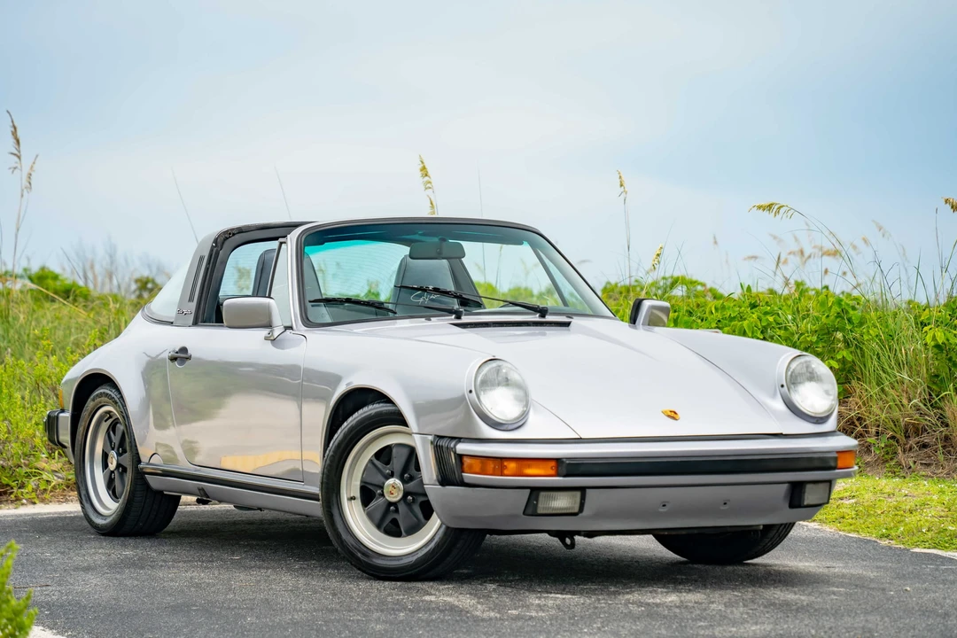 1988 Porsche 911 Carrera 3.2 - Image 25 of 31