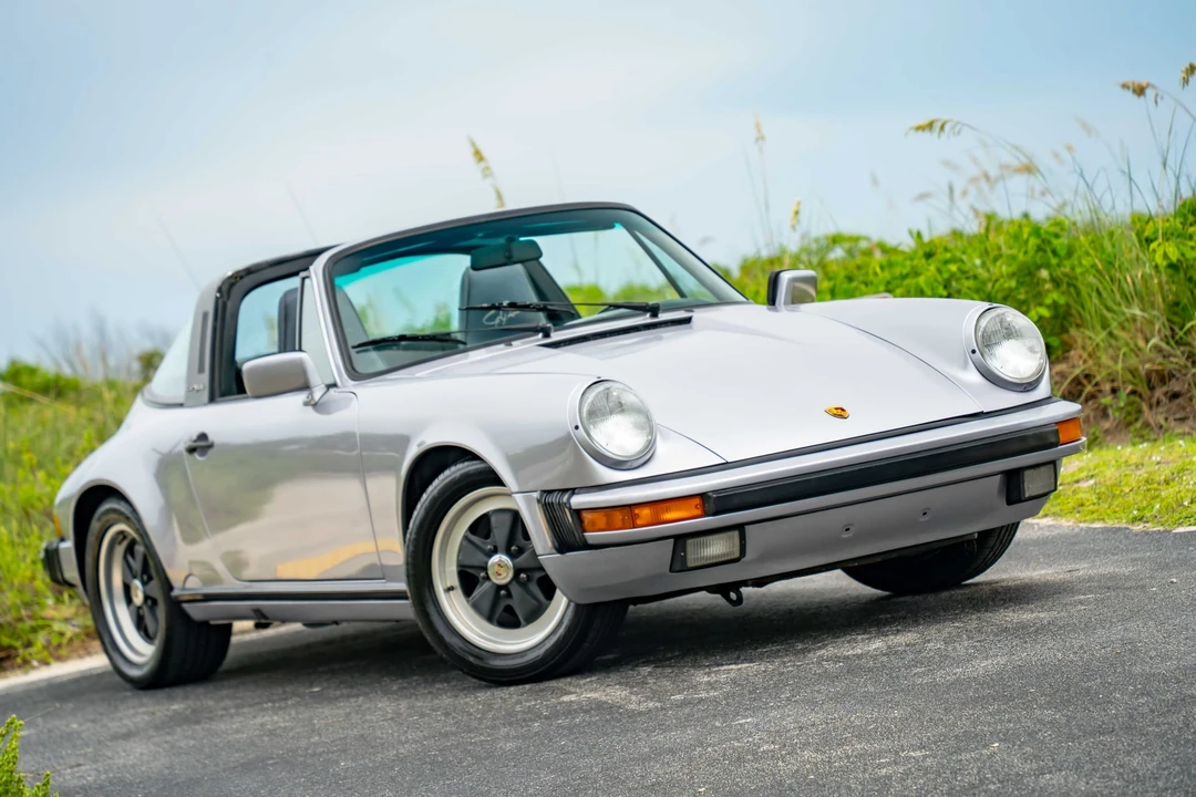 1988 Porsche 911 Carrera 3.2 - Image 2 of 31