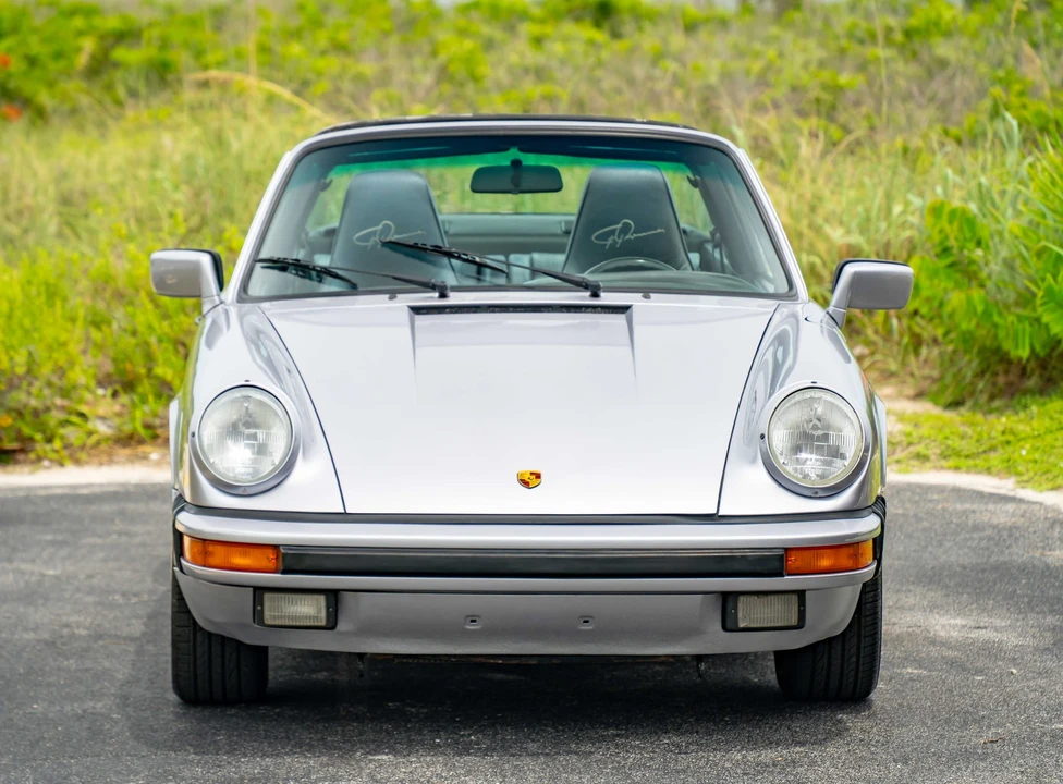 1988 Porsche 911 Carrera 3.2 - Image 26 of 31