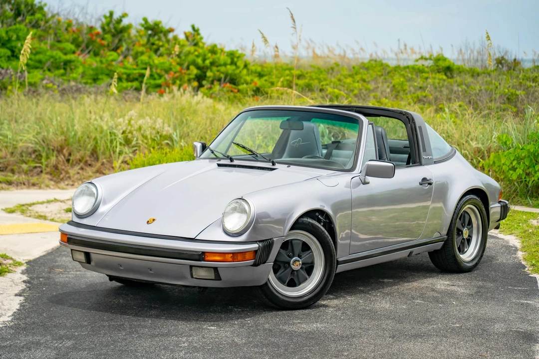 1988 Porsche 911 Carrera 3.2 - Image 9 of 31