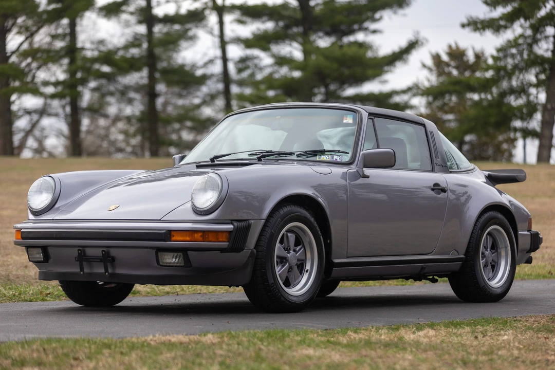 1988 Porsche 911 Carrera 3.2 - Image 4 of 31