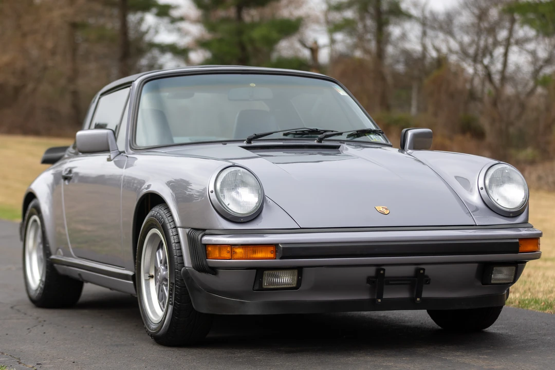 1988 Porsche 911 Carrera 3.2 - Image 23 of 31