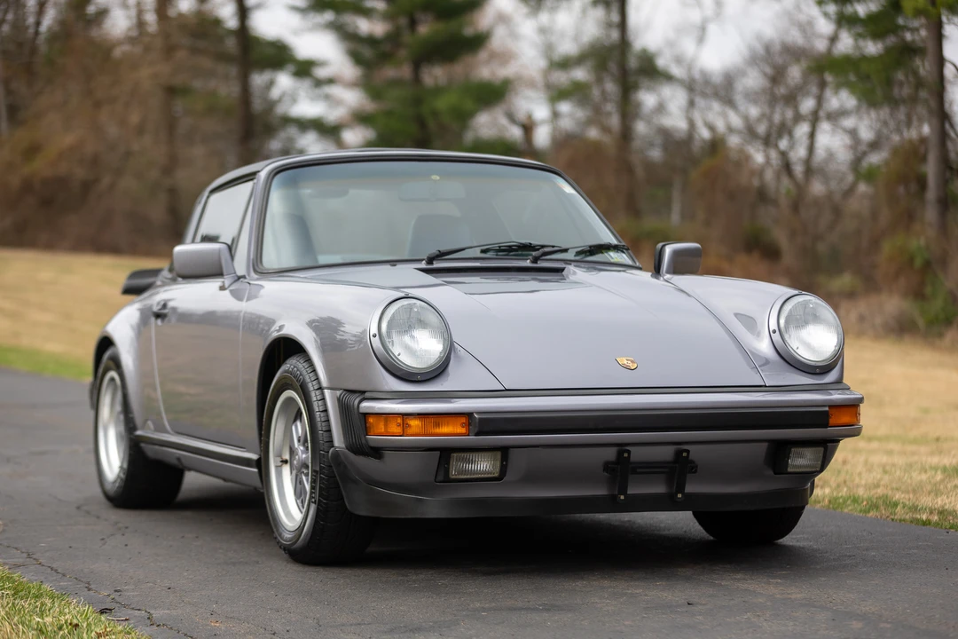 1988 Porsche 911 Carrera 3.2 - Image 24 of 31