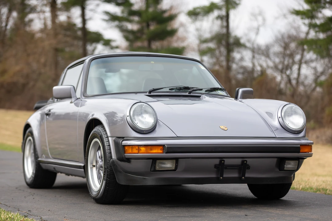 1988 Porsche 911 Carrera 3.2 - Image 25 of 31