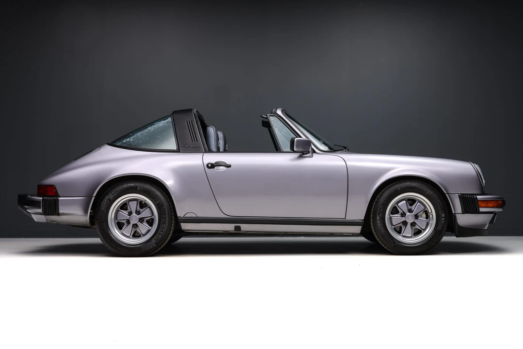 1988 Porsche 911 Carrera 3.2 - Image 28 of 31