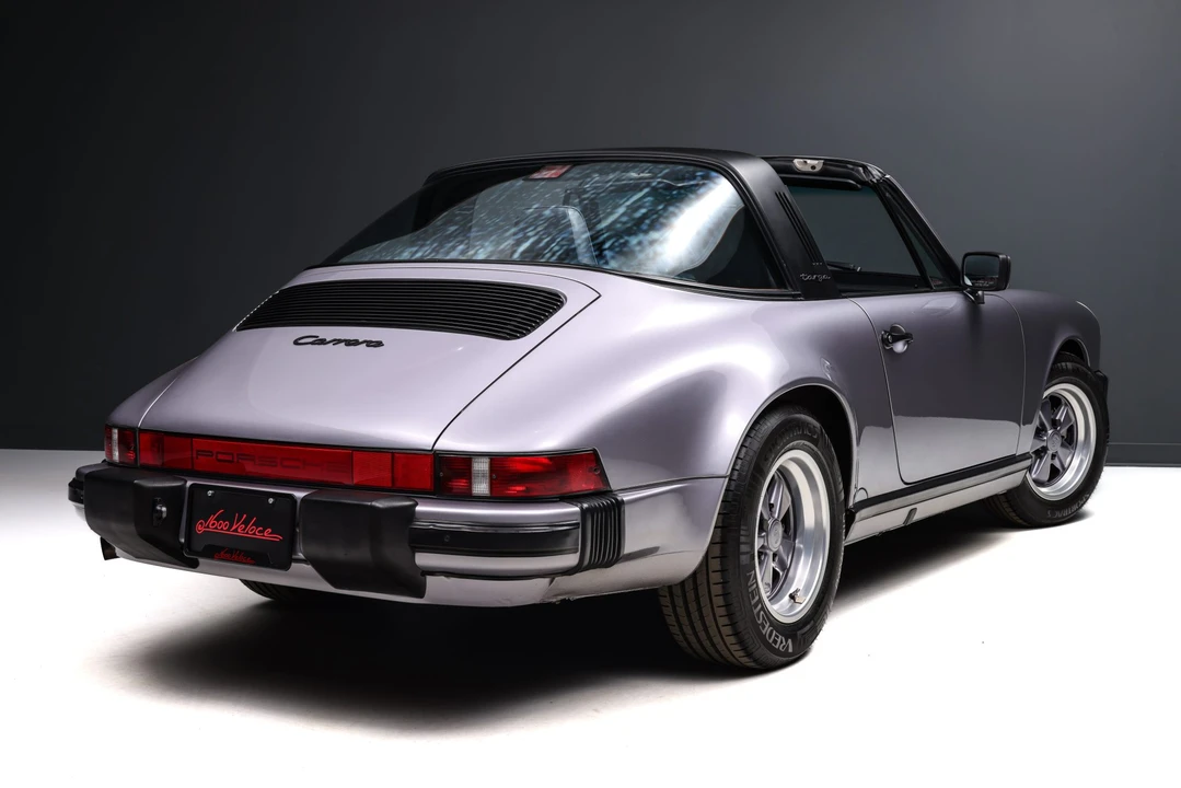 1988 Porsche 911 Carrera 3.2 - Image 25 of 31
