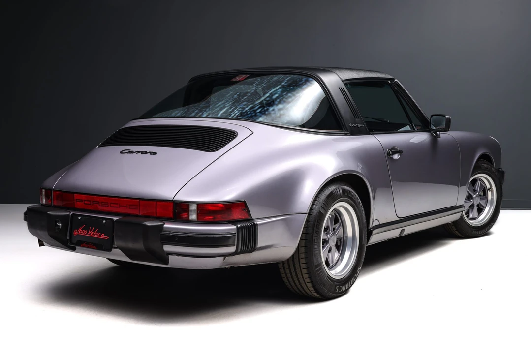 1988 Porsche 911 Carrera 3.2 - Image 10 of 31