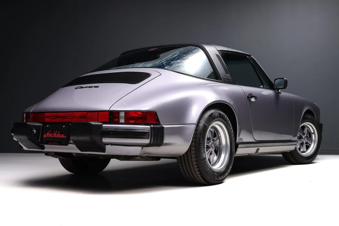 1988 Porsche 911 Carrera 3.2 - Image 11 of 31