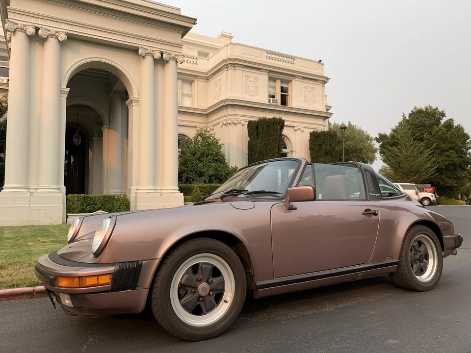 1988 Porsche 911 Carrera 3.2 - Image 2 of 31