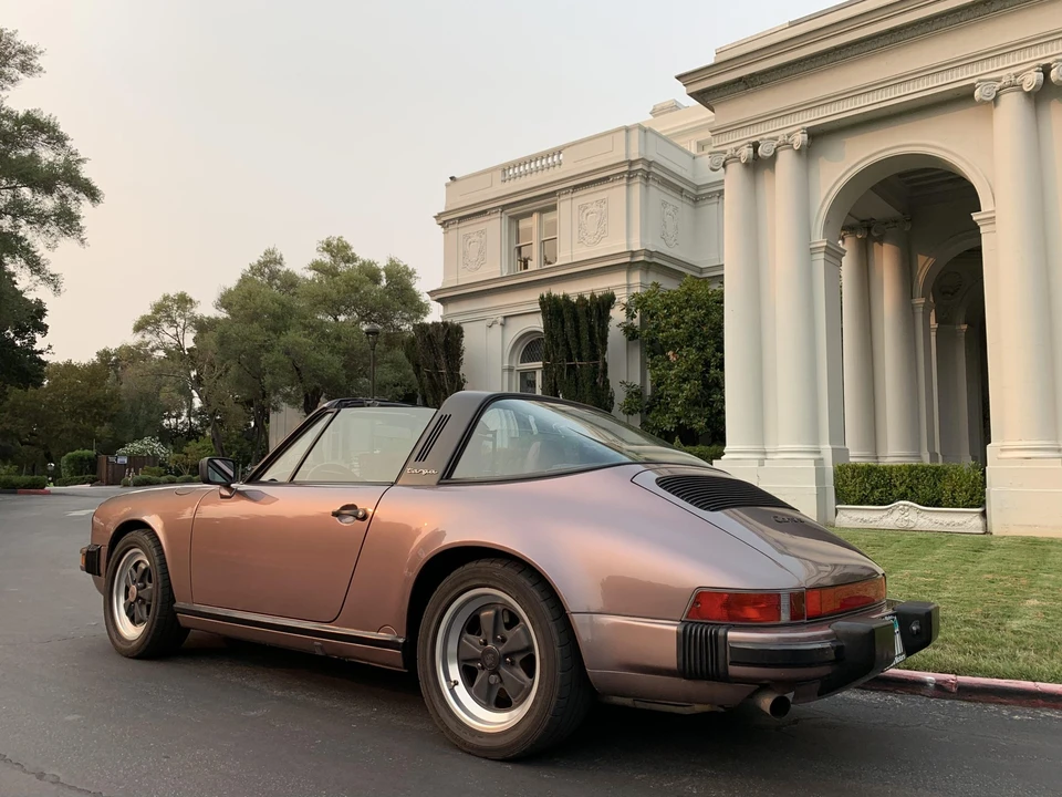 1988 Porsche 911 Carrera 3.2 - Image 17 of 31