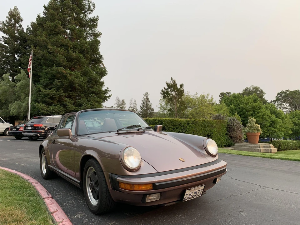 1988 Porsche 911 Carrera 3.2 - Image 5 of 31