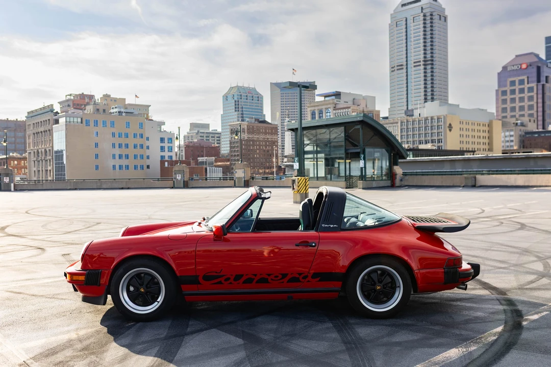 1988 Porsche 911 Carrera 3.2 - Image 7 of 31