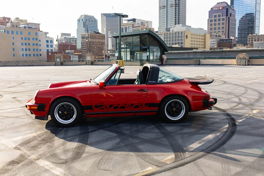 1988 Porsche 911 Carrera 3.2 - Image 6 of 31