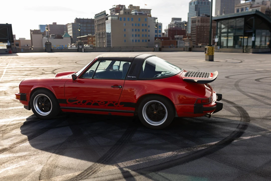 1988 Porsche 911 Carrera 3.2 - Image 20 of 31