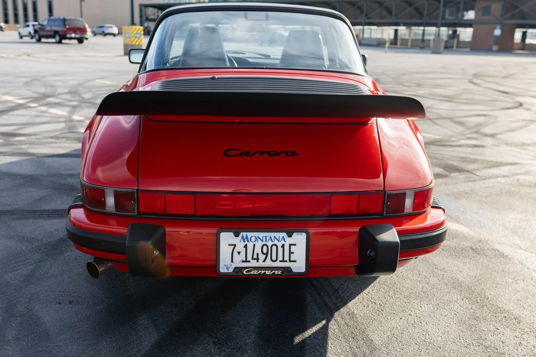 1988 Porsche 911 Carrera 3.2 - Image 17 of 31