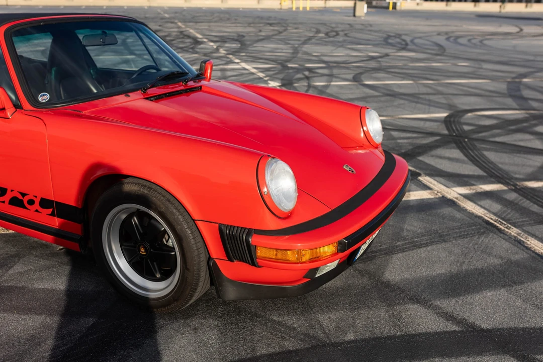 1988 Porsche 911 Carrera 3.2 - Image 24 of 31