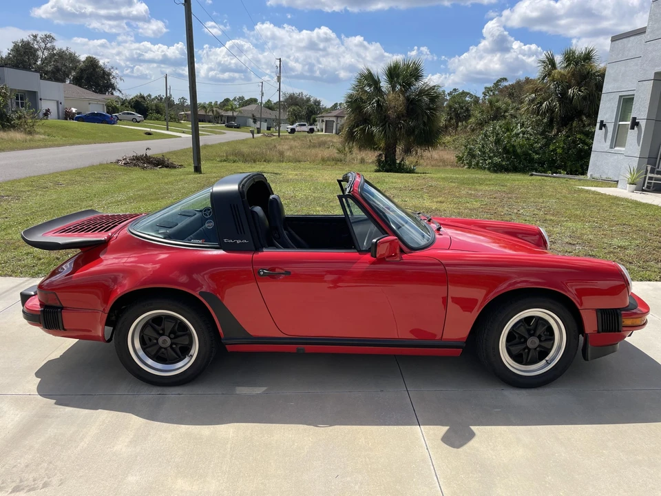 1988 Porsche 911 Carrera 3.2 - Image 25 of 31