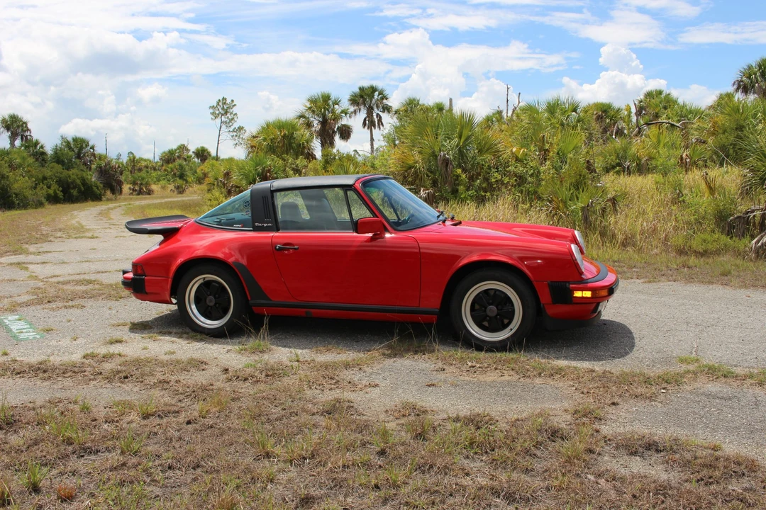 1988 Porsche 911 Carrera 3.2 - Image 19 of 31