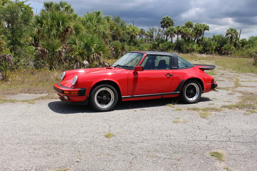 1988 Porsche 911 Carrera 3.2 - Image 7 of 31