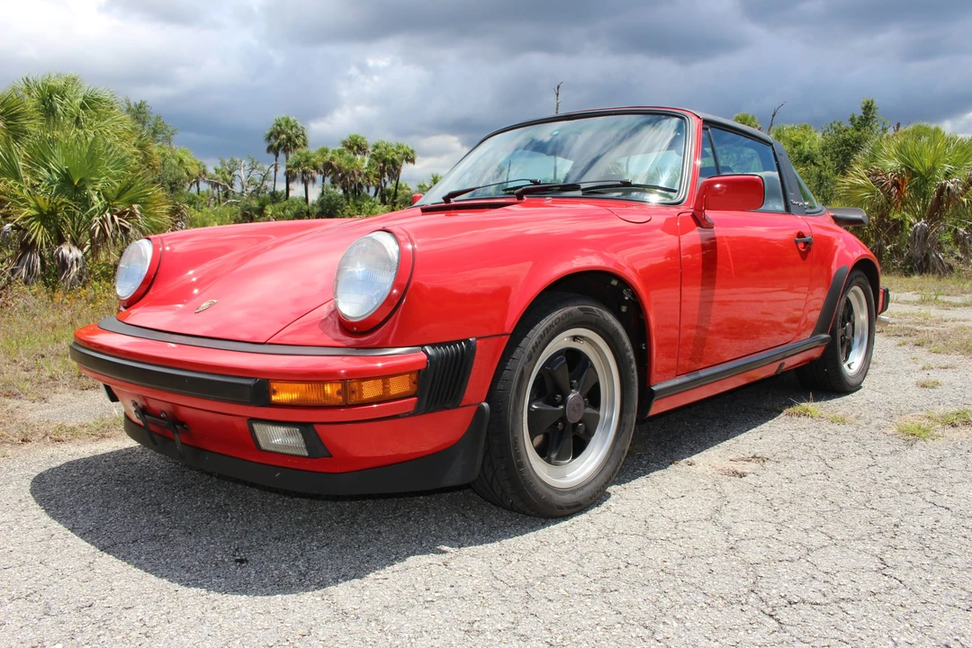 1988 Porsche 911 Carrera 3.2 - Image 6 of 31