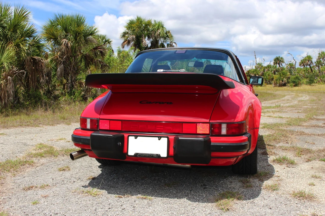 1988 Porsche 911 Carrera 3.2 - Image 13 of 31