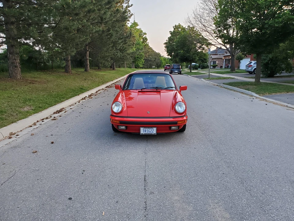 1988 Porsche 911 Carrera 3.2 - Image 2 of 31