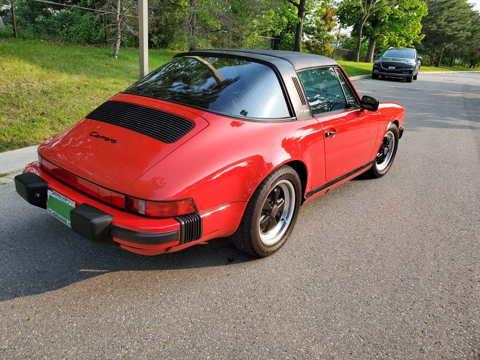 1988 Porsche 911 Carrera 3.2 - Image 22 of 31