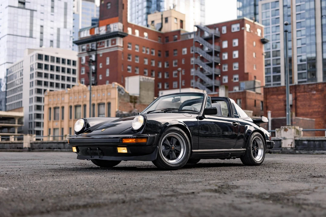 1988 Porsche 911 Carrera 3.2 - Image 4 of 31