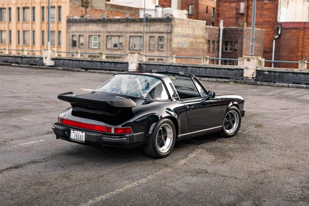 1988 Porsche 911 Carrera 3.2 - Image 19 of 31