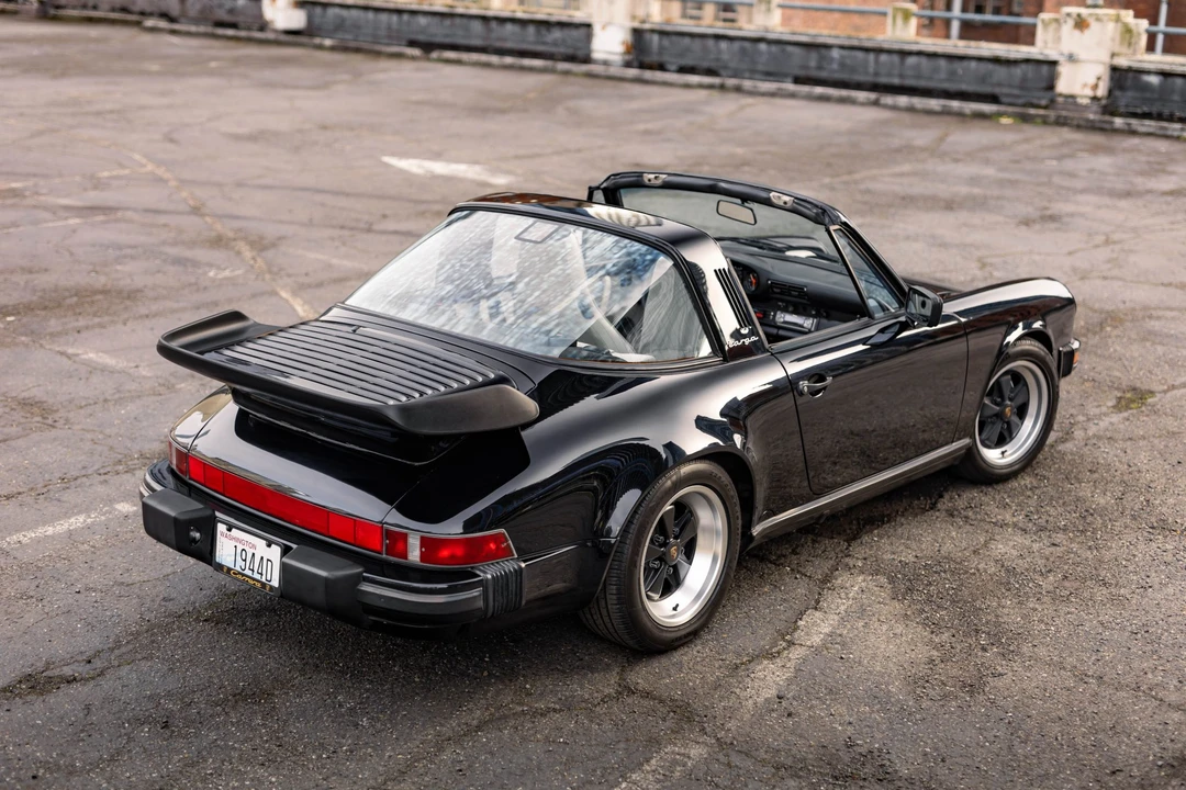 1988 Porsche 911 Carrera 3.2 - Image 20 of 31