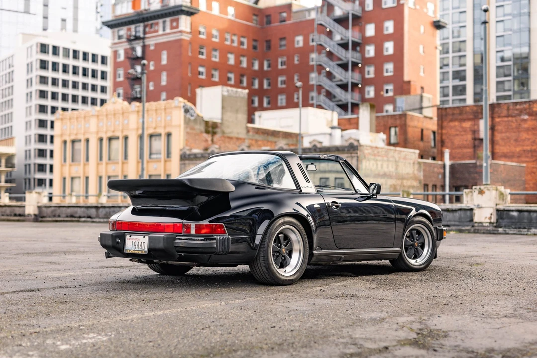 1988 Porsche 911 Carrera 3.2 - Image 21 of 31