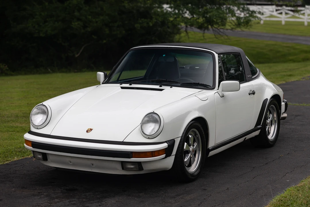1988 Porsche 911 Carrera 3.2 - Image 6 of 31
