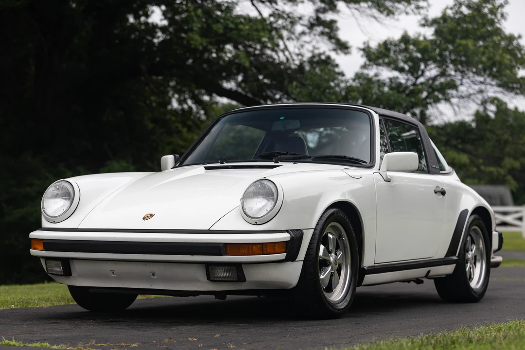 1988 Porsche 911 Carrera 3.2 - Image 8 of 31