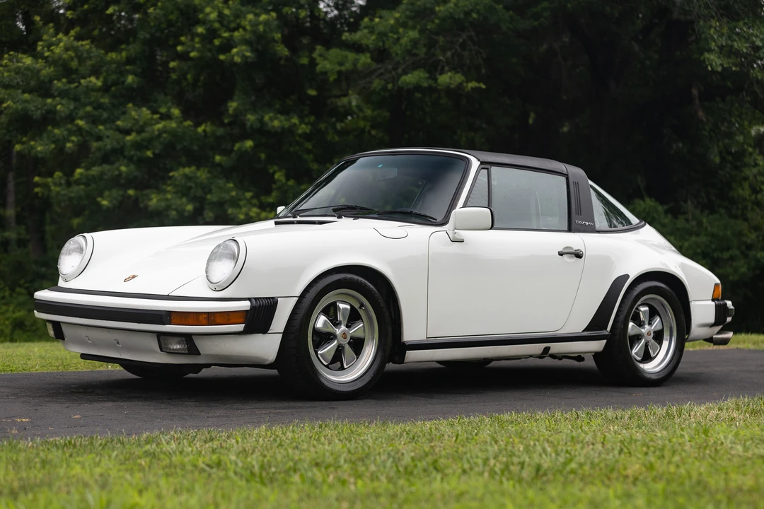 1988 Porsche 911 Carrera 3.2 - Image 10 of 31