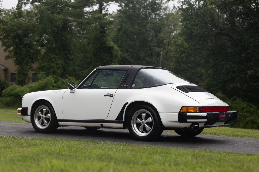 1988 Porsche 911 Carrera 3.2 - Image 14 of 31