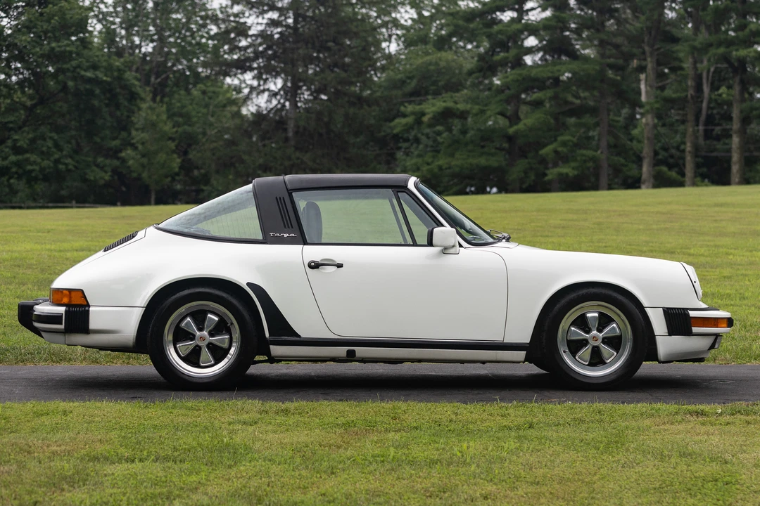 1988 Porsche 911 Carrera 3.2 - Image 22 of 31