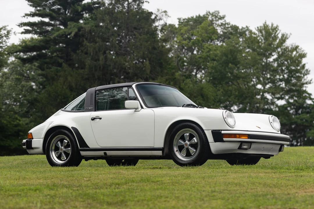 1988 Porsche 911 Carrera 3.2 - Image 25 of 31