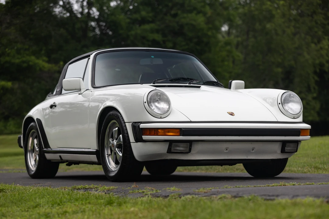 1988 Porsche 911 Carrera 3.2 - Image 29 of 31