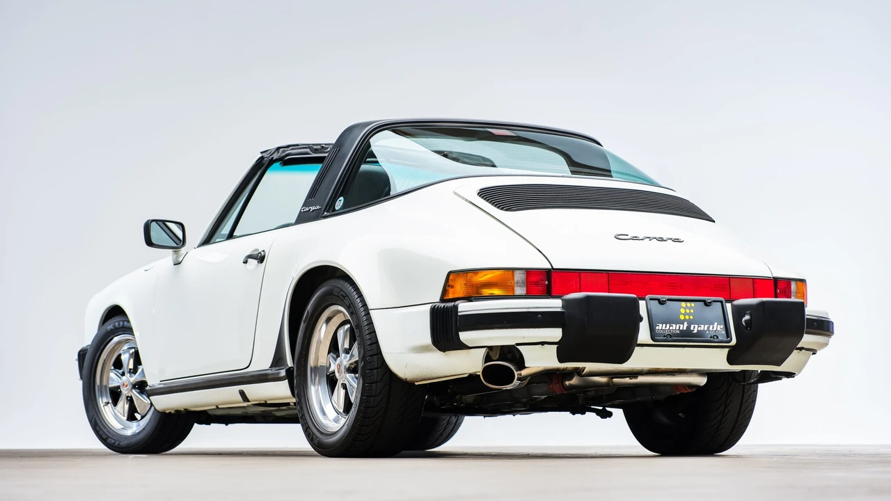 1988 Porsche 911 Carrera 3.2 - Image 12 of 31