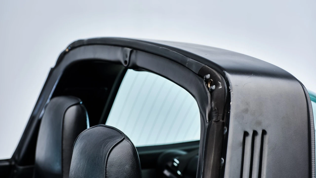 1988 Porsche 911 Carrera 3.2 - Image 27 of 31