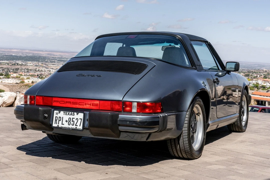 1988 Porsche 911 Carrera 3.2 - Image 5 of 31