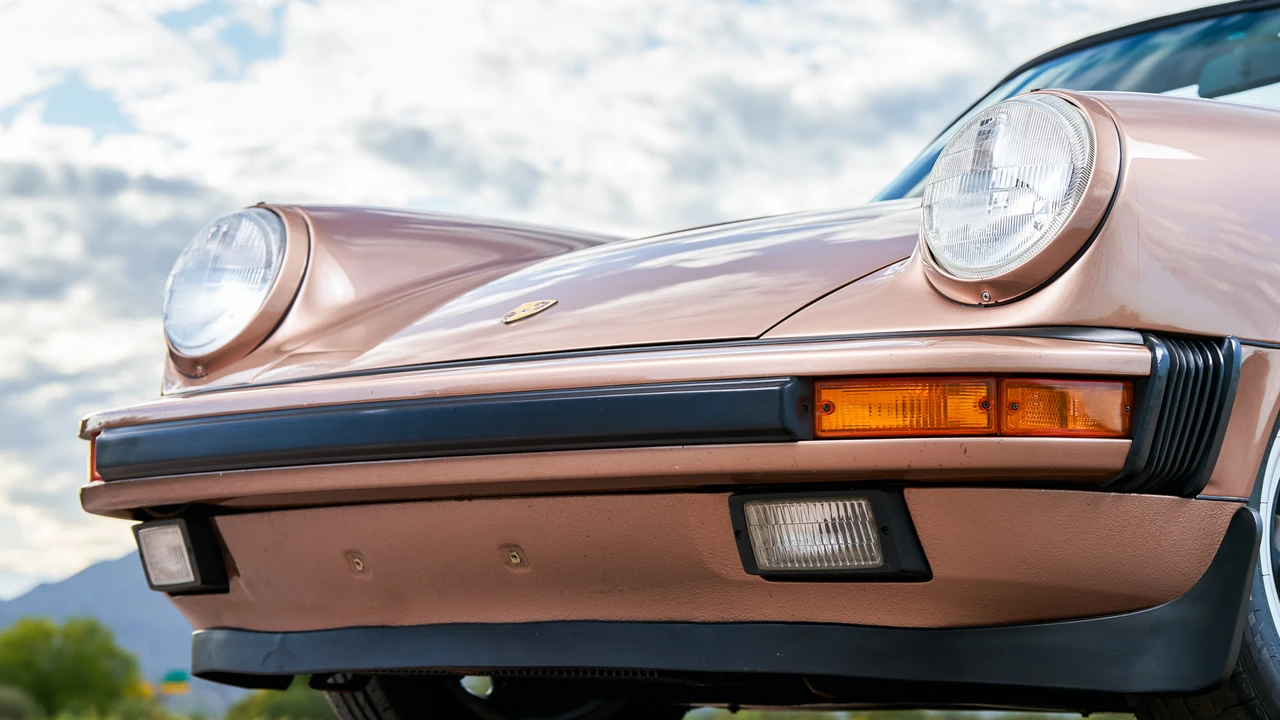 1988 Porsche 911 Carrera 3.2 - Image 27 of 31