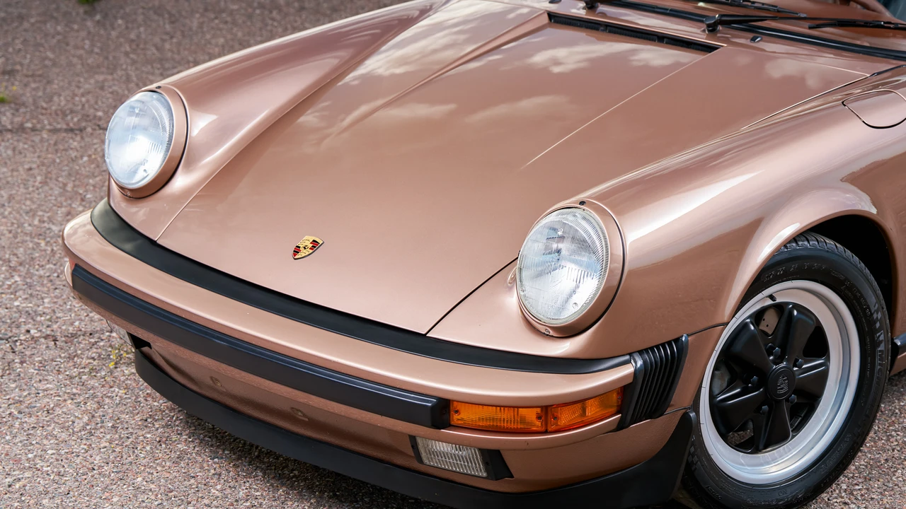 1988 Porsche 911 Carrera 3.2 - Image 29 of 31