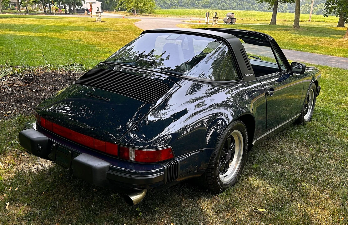 1988 Porsche 911 Carrera 3.2 - Image 15 of 31
