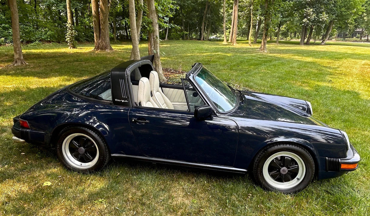 1988 Porsche 911 Carrera 3.2 - Image 11 of 31