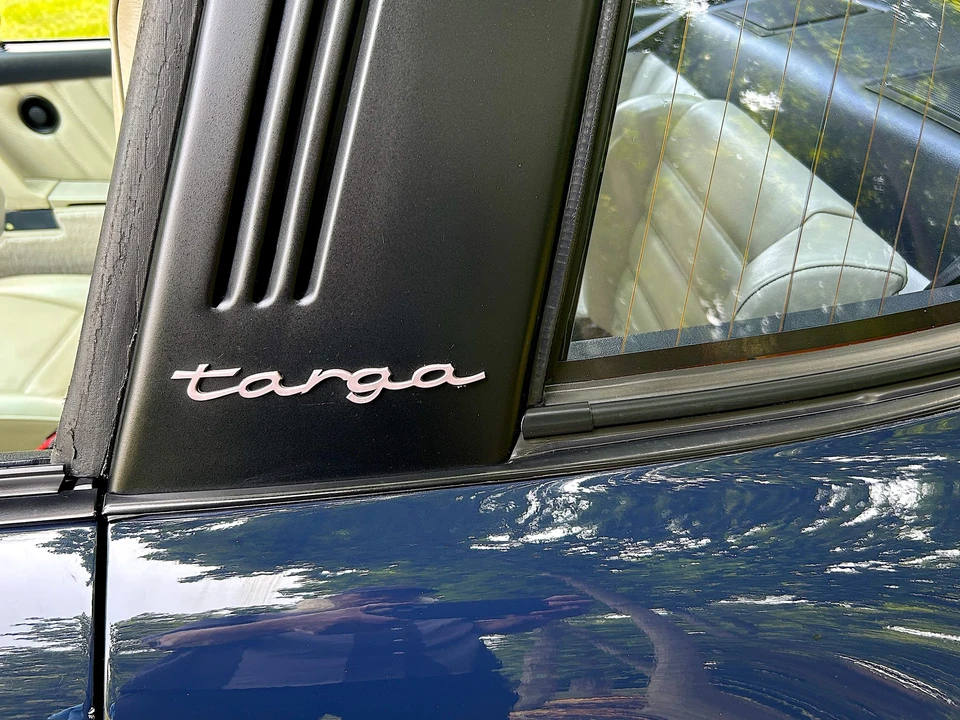 1988 Porsche 911 Carrera 3.2 - Image 28 of 31