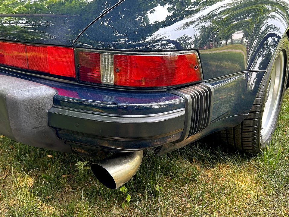 1988 Porsche 911 Carrera 3.2 - Image 24 of 31